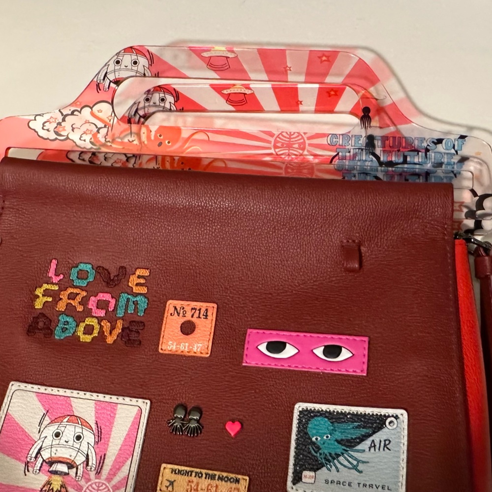 Min & Mon Manuel Crossbody Bag - Picture 11 of 12